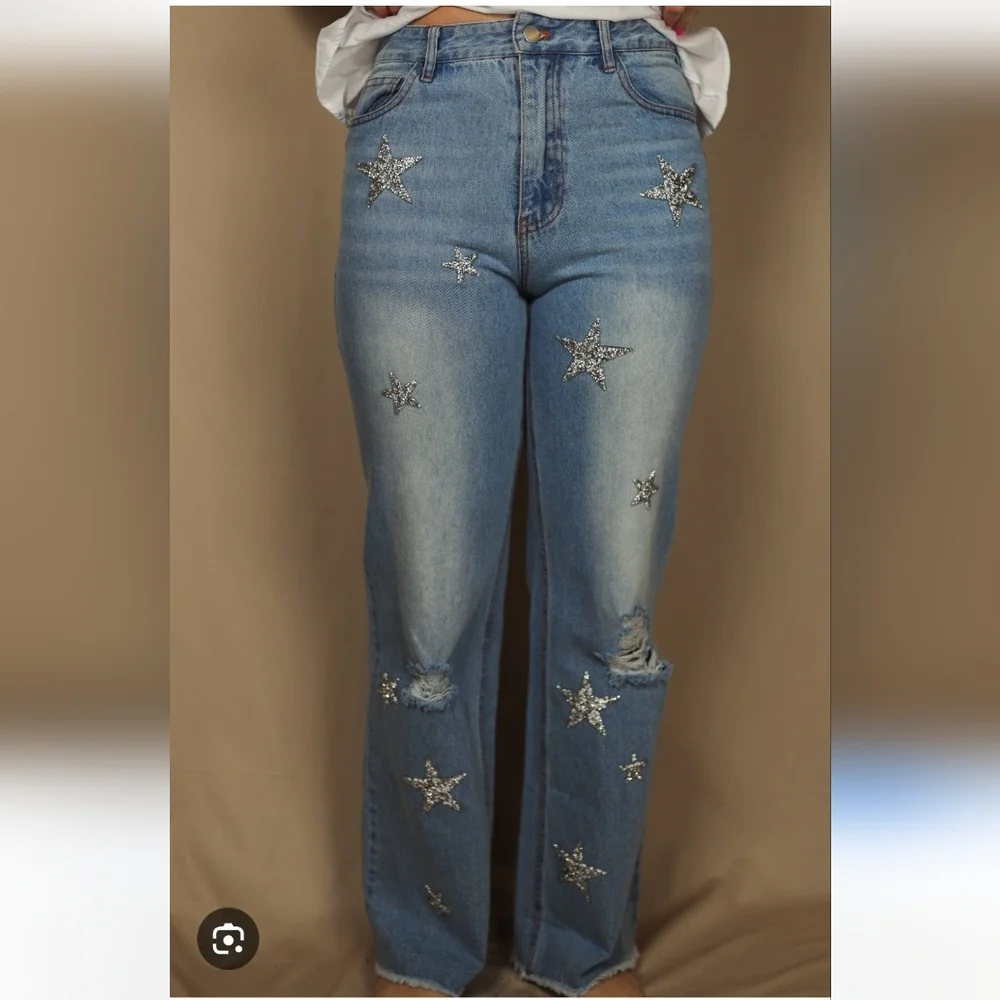 Why Dress NWT Embroidered Embellished Star Light Blue Denim Wide Leg Jeans Large - Picture 3 of 10